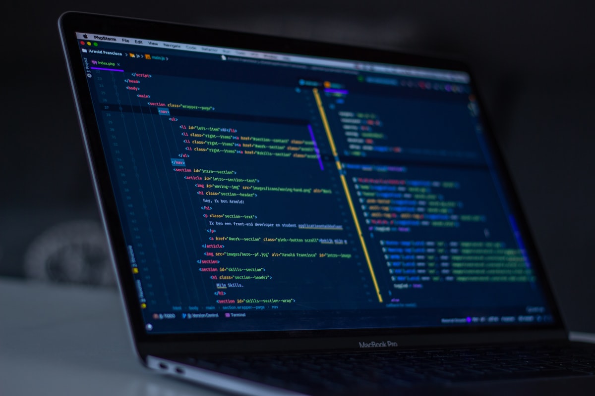 code review - كلود AI