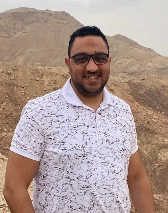 مصطفى